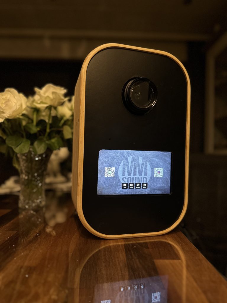 Handgefertigte Fotobox mieten Kevelaer – ProBox kompakt mit DSLR-Kamera